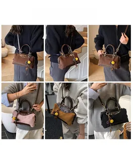 Détail du sac à main vintage avec rivets rétro, longues franges et pompon jaune décoratif