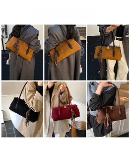 Photos de mode urbaine de grands sacs Boston vintage portés à l'épaule en quatre coloris