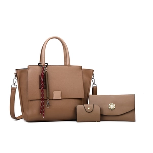 Conjunto de bolsos marrón de 3 piezas con textura de lichi y colgante de borla