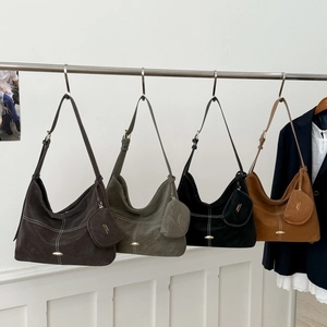 Women Retro Shoulder Bag Matte PU Leather Large Capacity Crossbody Bag With Pouch Contrast Stitching Commuter
