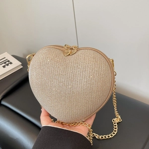 Heart Shaped Crossbody Bag Glitter Evening Clutch Bag With Metal Chain Strap For Women Party Fashion