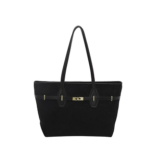 Grand sac fourre-tout noir mat au style rétro avec boucle dorée et bandoulière élégante