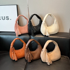 Borsa Hobo In Pelle PU Intrecciata Da Donna Moda Mezzaluna Borsa A Tracolla Con Nappina Retro Minimalista