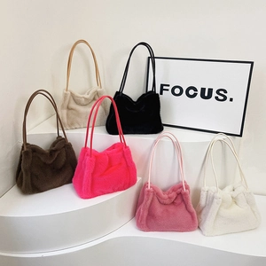 Women Plush Faux Fur Shoulder Bag Large Capacity Solid Color Underarm Handbag Magnetic Buckle Fall Winter Soft Fashion