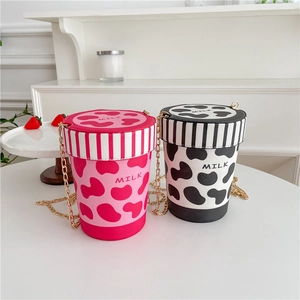 Kawaii Milchbecher Geformte Umhängetasche PU Leder Kuh Muster Goldene Kette Modische Neuheit Schulter Eimertasche Damen