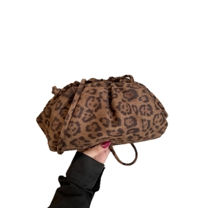 Stylish leopard print cloud bag with pleated design and slim shoulder strap for women