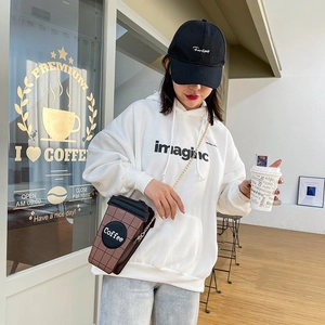 Borsa a tracolla creativa a forma di tazza di caffè con motivo a quadri marroni