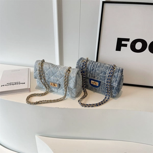Quilted Tweed Crossbody Bag With Metal Chain Strap Turn Lock Square Shoulder Bag For Women Fashion Elegant