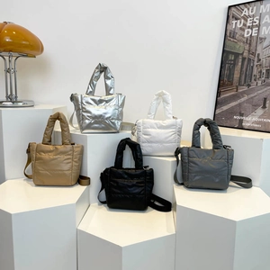 Puffy Quilted Handbag Nylon Padded Tote Bag Chic Metallic Crossbody Shoulder Purse For Women Minimalist Versatile Daily