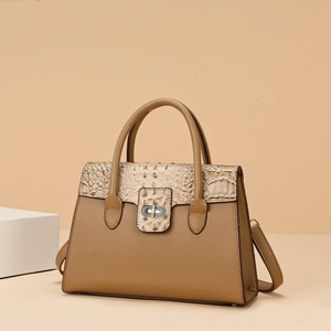Ensemble de sacs à main trois pièces imprimé léopard avec rabat effet croco et fermoir doré