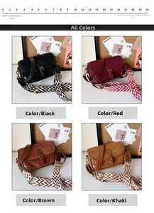 Vielzahl an Vintage-Baguette-Taschen mit breiten Ethno-Webriemen und mattem Finish