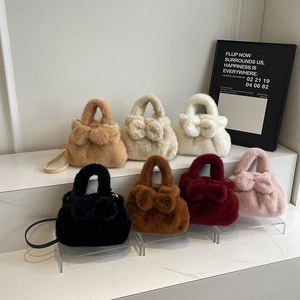 Women Faux Fur Handbag Large Bow Plush Crossbody Bag Sweet Autumn Winter Shoulder Purse With Heart Buckle Magnetic Closure