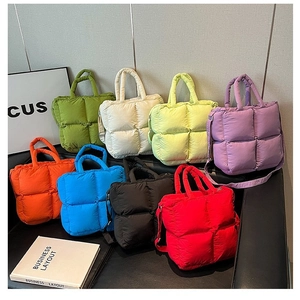 Sac à Bandoulière Matelassé Puffer Mode pour Femme Couleur Unie Tissu Oxford Sac Cabas Bouffant Grande Capacité Sac à Bandoulière Décontracté