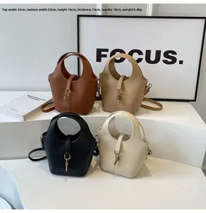 Dimensions détaillées du sac seau de 23 cm de large, 16 cm de haut et 13 cm de profondeur en 4 coloris