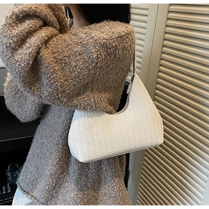 Sac a main femme tisse style francais vintage sac croissant bandouliere mode decontracte.