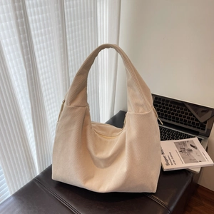 Sac hobo minimaliste en velours côtelé beige pour femme avec large bandoulière et grande capacité