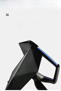 Dettaglio della cerniera per occhiali cat-eye con materiale flessibile e interno blu