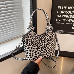 Sac à main léopard tendance avec poignée nouée et bandoulière réglable pratique