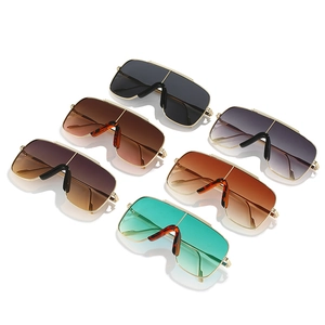Lunettes de soleil carrées oversize tendance avec monture dorée en six couleurs vives