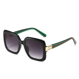 Square Sunglasses Fashion Oversized UV400 Protection PC Frame Metal Rhinestone Hinge Retro Eyewear For Women Men