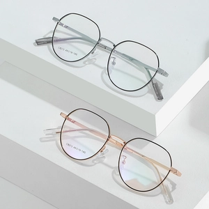 Ultralight polygonal anti-blue light glasses frames in retro style with metal legs