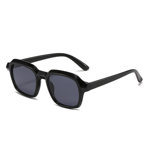 Oversized Square Sunglasses UV Protection PC Frame Fashion Street Style Unisex Retro Eyewear