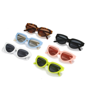 Set of 6 colorful Y2K cat eye sunglasses with thick geometric frames in various vibrant colors