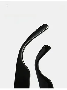 Detail of curved non-slip mirror legs on fashionable black square frame sunglasses