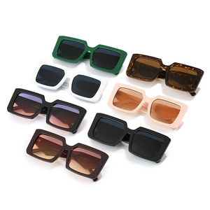 Fashionable rectangle thick frame sunglasses set in multiple trendy colors and lens tints