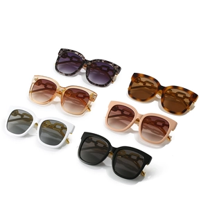 Square oversized sunglasses with gold chain temples in six fashionable assorted colors