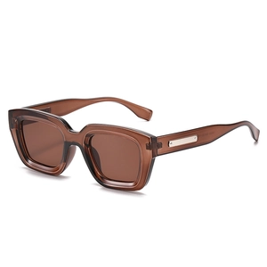 Fashionable square frame sunglasses in translucent brown finish with wide metallic temple