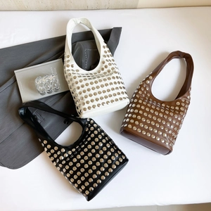 Sac À Main Hobo À Rivets En Cuir PU Mode Punk Sac Sous L'aisselle Pour Femmes Usage Quotidien