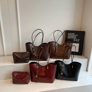 Retro PU Leather Tote Bag Large Capacity Urban Simple Shoulder Handbag With Small Pouch And Bell Pendant Women