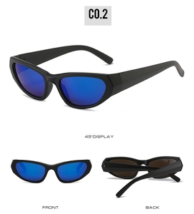 Vues détaillées de lunettes de soleil sport œil de chat noir mat à verres bleus miroirs