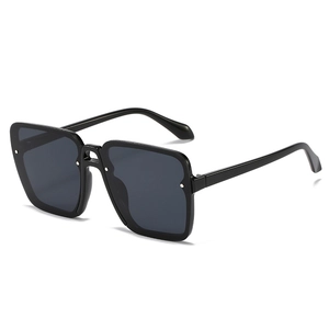 Lunettes de soleil carrées sans monture à la mode avec détails argentés élégants