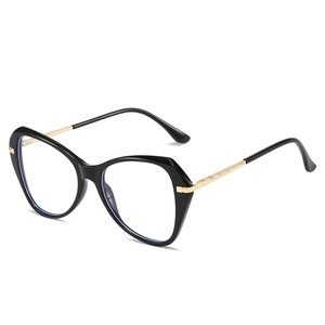 Chic black cat-eye TR90 blue light blocking glasses with textured gold metal temples