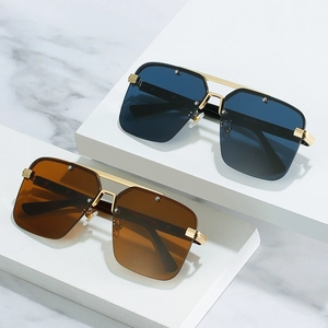 Chic square oversized sunglasses with gold double bridge and rivet details for women
