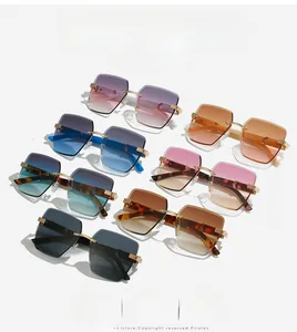 Detailed collection of rimless gradient square sunglasses with gold metal hinges