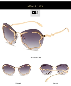 Vue sous trois angles de lunettes nuage sans monture avec verres dégradés violets et or