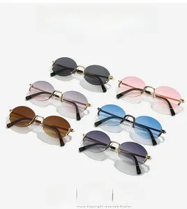 Détails de lunettes de soleil ovales vintage avec monture en métal et verres colorés