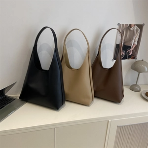 Large Capacity Tote Bag Minimalist PU Leather Hobo Shoulder Bag With Matching Pouch Urban Daily Commute Style