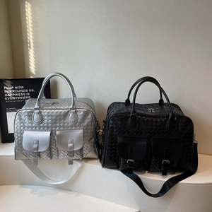 Large Capacity Woven PU Leather Duffel Bag Braided Travel Handbag With Front Pockets And Adjustable Shoulder Strap Women