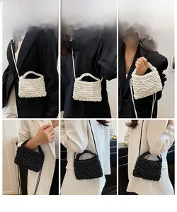 Détails du tissage artisanal du sac à bandoulière et vue multi-angle du porté par le mannequin