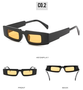 Vues multiples de lunettes de soleil rectangulaires rétro avec monture noire et verres orange