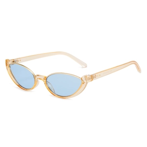 Lunettes de soleil œil de chat vintage avec monture ambre et verres bleu clair de profil