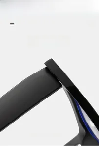 Detail of the high-elasticity hinge and matte black texture on cat eye glasses frame