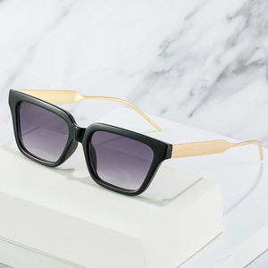 Square oversized sunglasses with black frame, gold metal temples and purple gradient lenses
