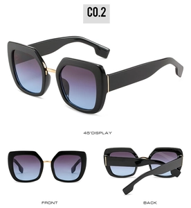 Drei Ansichten einer quadratischen Sonnenbrille mit schwarzem Rahmen und blauem Verlaufsglas