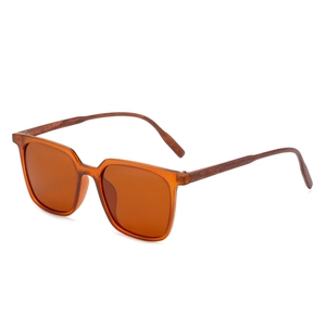 Classic square polarized sunglasses with amber frame and wooden texture temples for men