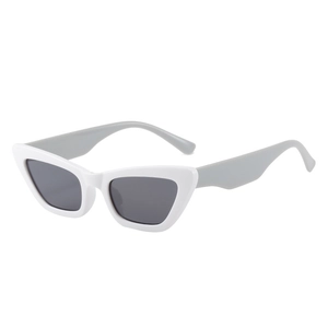 Retro cat-eye sunglasses with white frame and contrasting grey temples for a stylish look